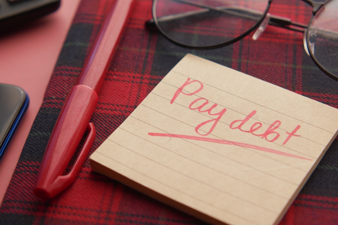 How to Manage Debt Effectively: Simple Steps to Take Control of Your Finances